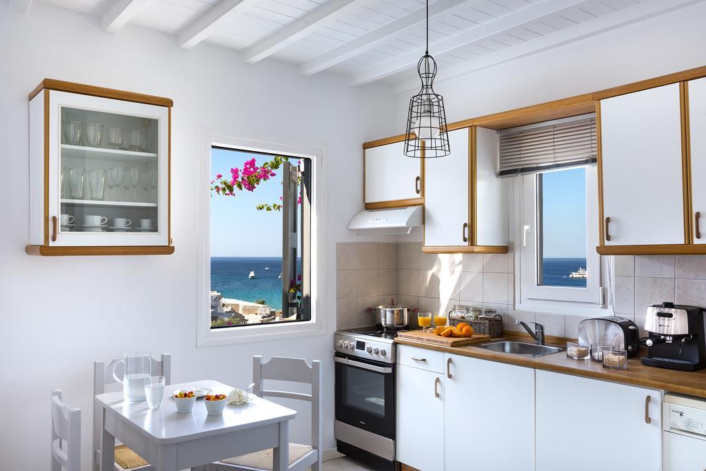 بلاتيس يالوس Bay Bees Sea View Suites & Homes الغرفة الصورة
