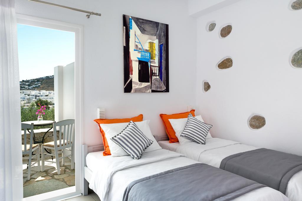 بلاتيس يالوس Bay Bees Sea View Suites & Homes الغرفة الصورة
