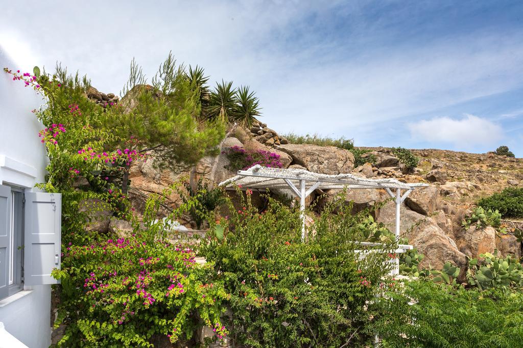 بلاتيس يالوس Bay Bees Sea View Suites & Homes الغرفة الصورة